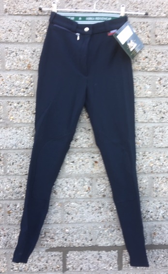 [winner-navy-34] Rijbroek Winner