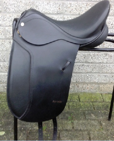 Dressuurzadel Barnsbey (109GL)