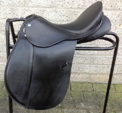 Veelzijdigheidszadel J & H (124GL)