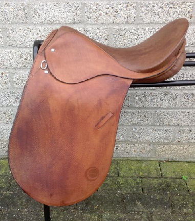 Veelzijdigheidszadel Lewa (129GL)