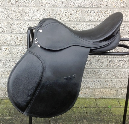 Veelzijdigheidszadel Merkloos (158GL)