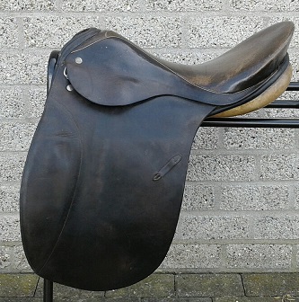 Veelzijdigheidszadel Ernst Goedicke (161)
