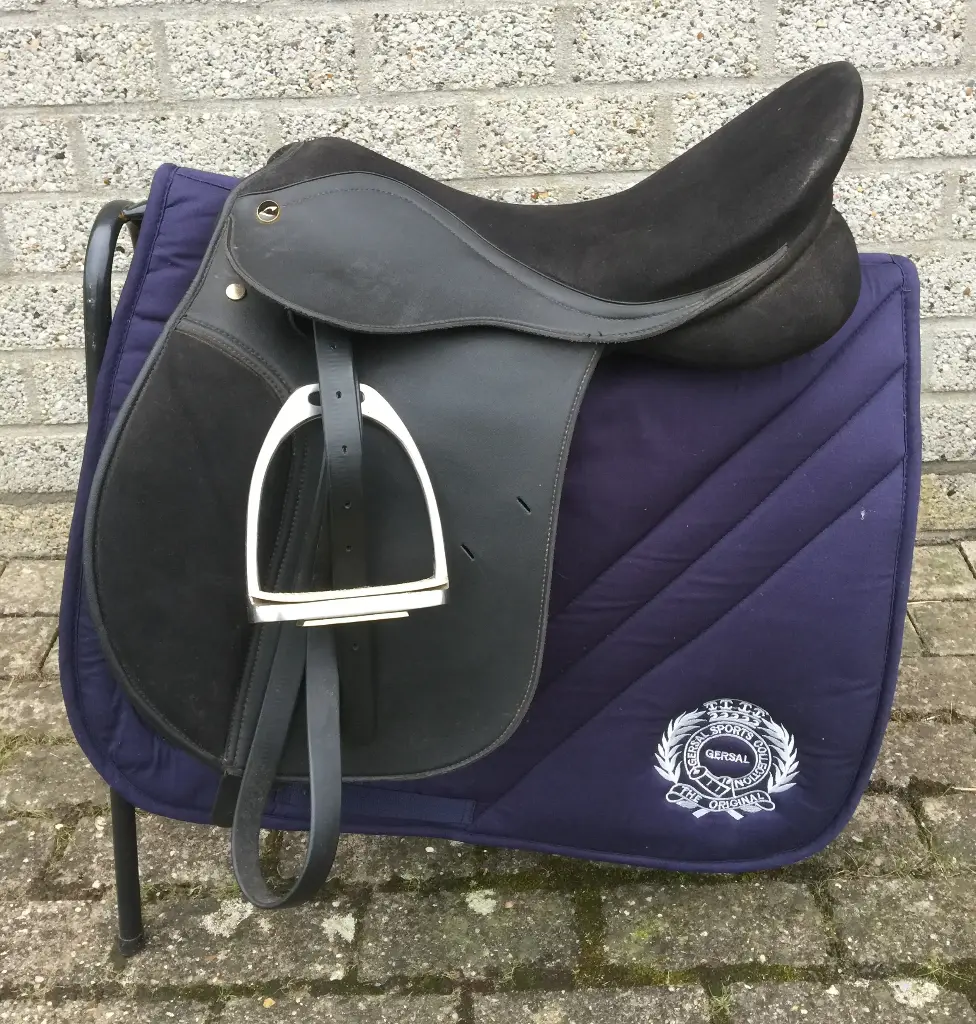 Veelzijdigheidszadel Genesis (201)