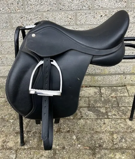 Pony Veelzijdigheidszadel Wintec (141)