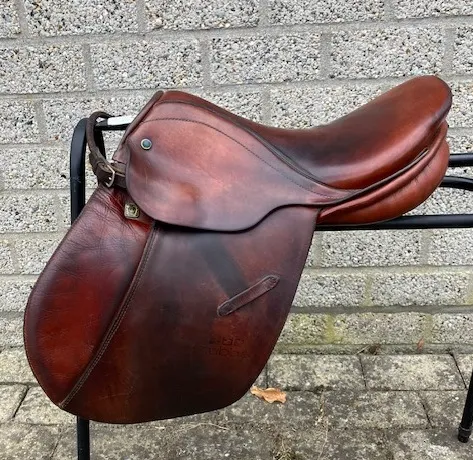 Pony veelzijdigheidszadel Stubben (208)