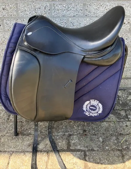 Dressuurzadel Kentaur (106)
